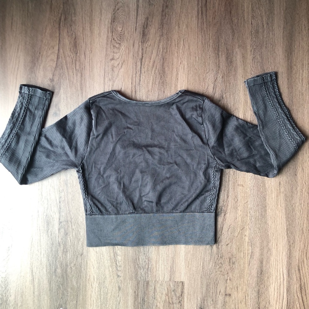 Aerie Offline Cropped Athletic Top Size XL Black Bodycon Workout Athleisure - Picture 3 of 10